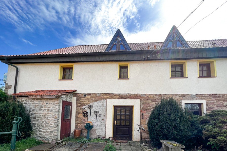 Seiteneingang WGH Mehrfamilienhaus Bretleben