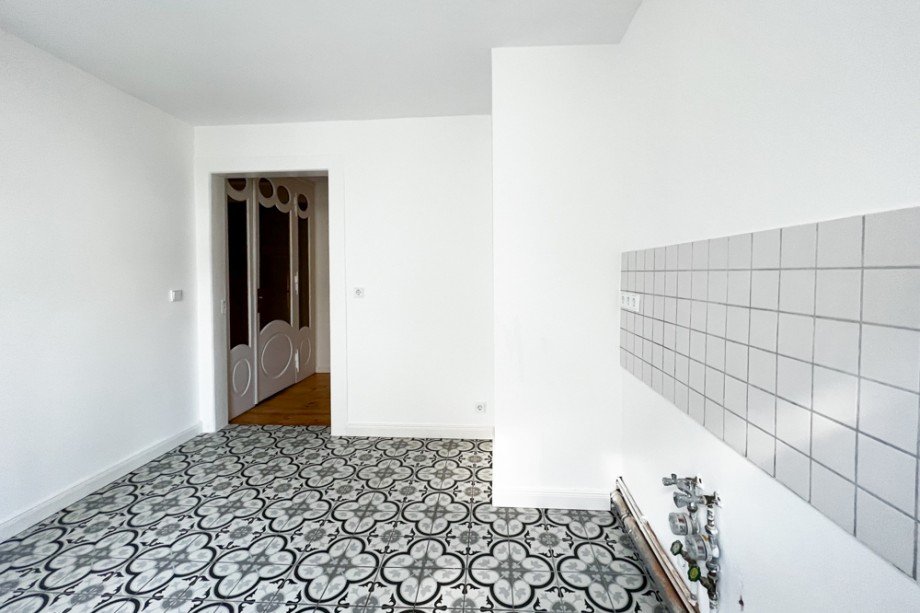 Blick von der K�che in den Flur Etagenwohnung Arnstadt / Altstadt