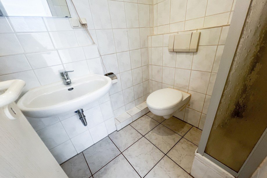 Kleines Duschbad Etagenwohnung Erfurt