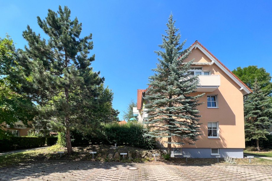 Erdgeschosswohnung mit eigenem Garten Erdgeschosswohnung Weimar / Legefeld