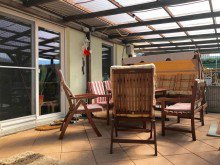 �berdachte Terrasse Ihr neues Familiennest - modernes Einfamilienhaus mit kleinem Pool & Garten