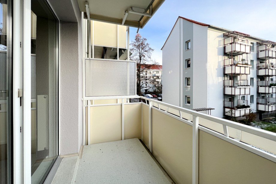 Balkon mit Balkonk�sten Etagenwohnung Erfurt