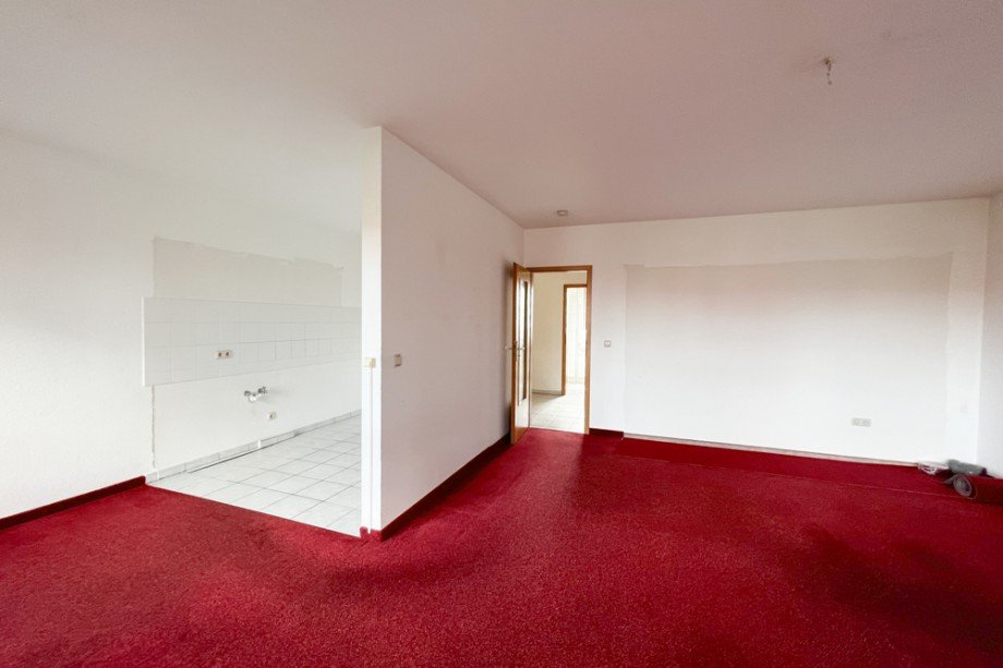 Wohnzimmer mit K�chenecke Etagenwohnung Erfurt/ Niedernissa