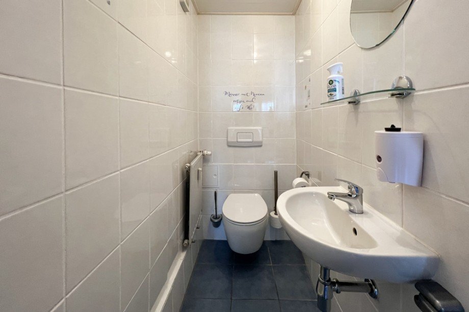G�ste- WC Einfamilienhaus Oberhof