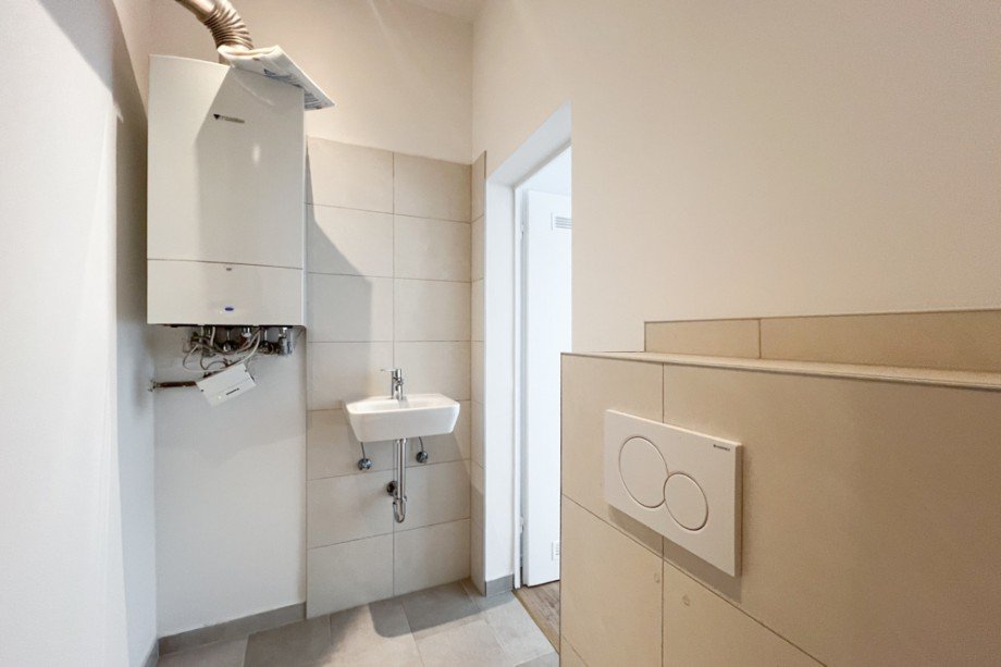 Duschbad mit Etagenheizung Etagenwohnung Erfurt / L�bervorstadt