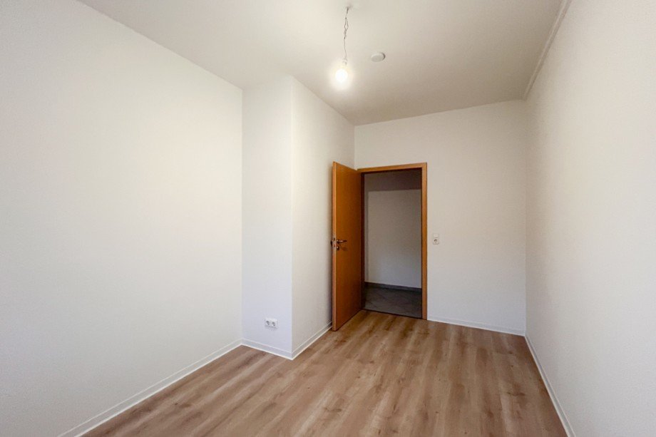 Blick von Schlafzimmer 1 in den Flur Erdgeschosswohnung Udestedt