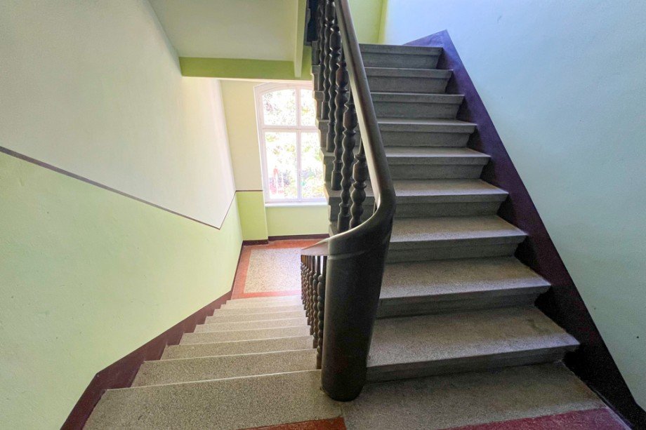 Traditionelles Treppenhaus Etagenwohnung Erfurt / Daberstedt