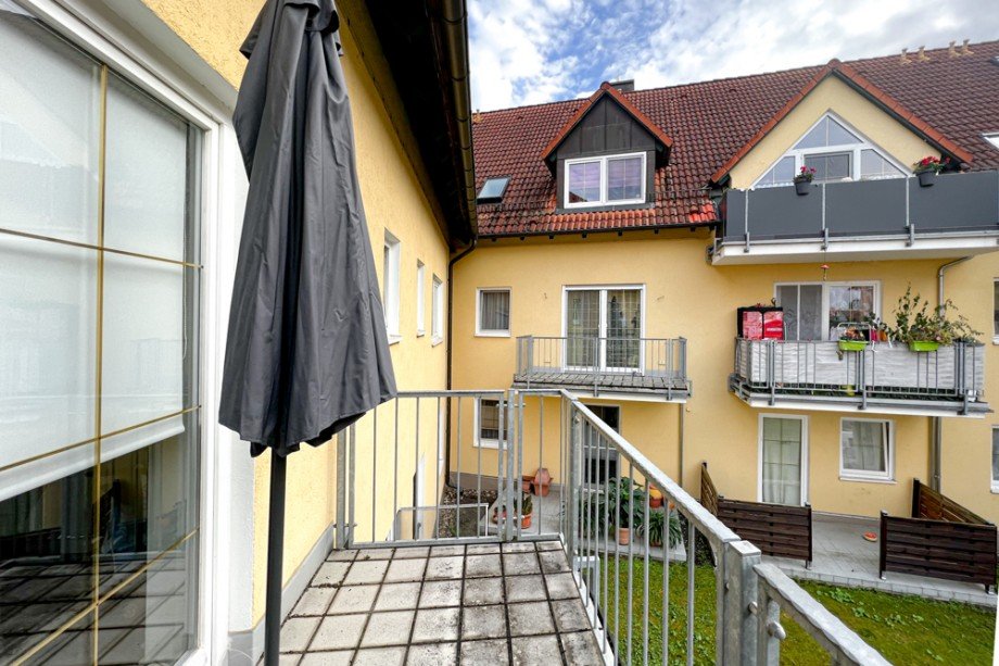 Balkon am Wohnzimmer Etagenwohnung Herbsleben