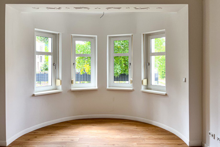 Helle Fensterfront im Erker Erdgeschosswohnung Arnstadt