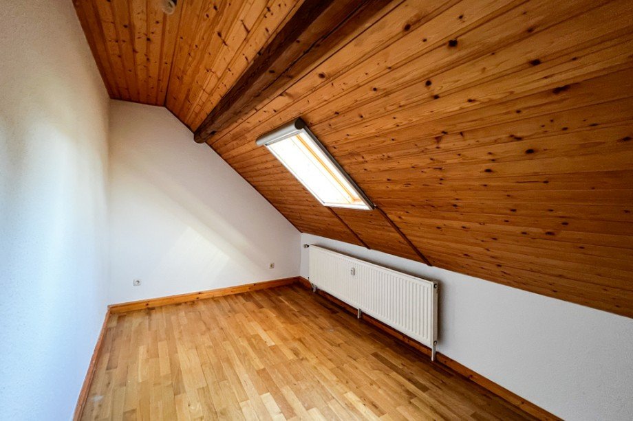 Kleines Schlafzimmer im DG Maisonettewohnung Erfurt/ Vieselbach
