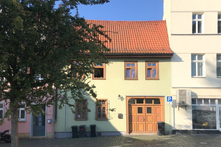 Erfurt Rathausgasse Etagenwohnung_ Erfurt Etagenwohnung Behagliche Zweiraumwohnung in der Erfurter Altstadt