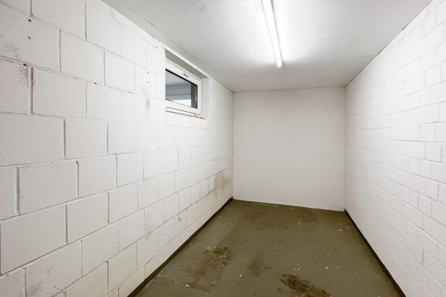 Kellerraum Erdgeschosswohnung Nesse- Apfelst�dt / Kornhochheim