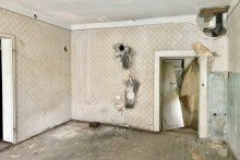 Kleinod mit Sanierungsstau Denkmalgesch�tzter Vierseitenhof im Herzen Gr�fentonnas