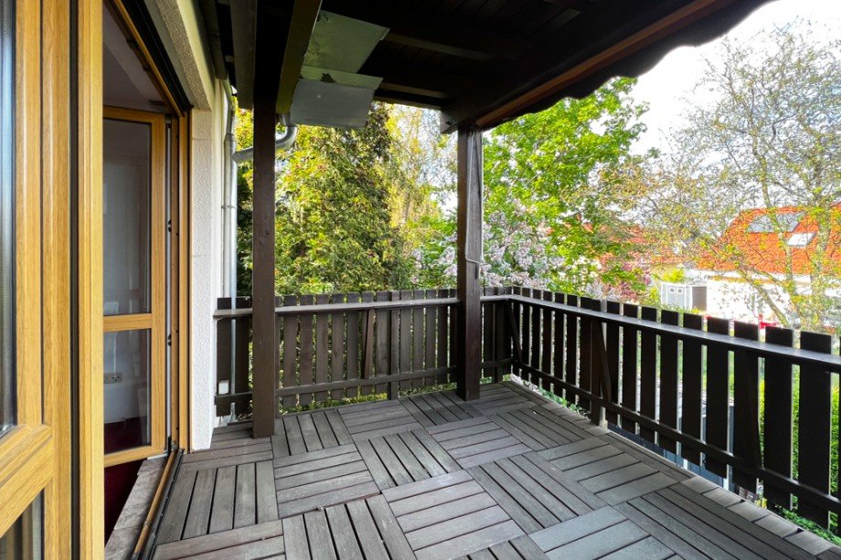Balkon im Gr�nen Etagenwohnung Erfurt/ Niedernissa