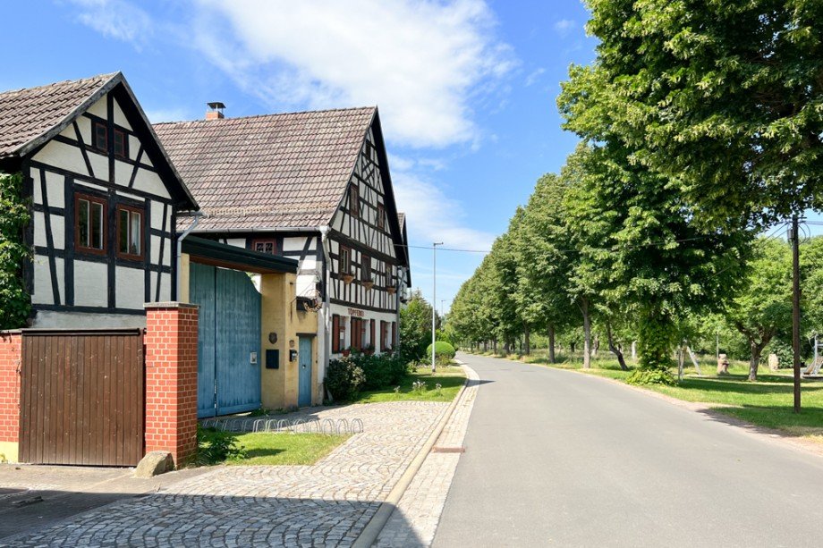 Malerische Umgebung Haus Saalfeld/Saale / Remsch�tz