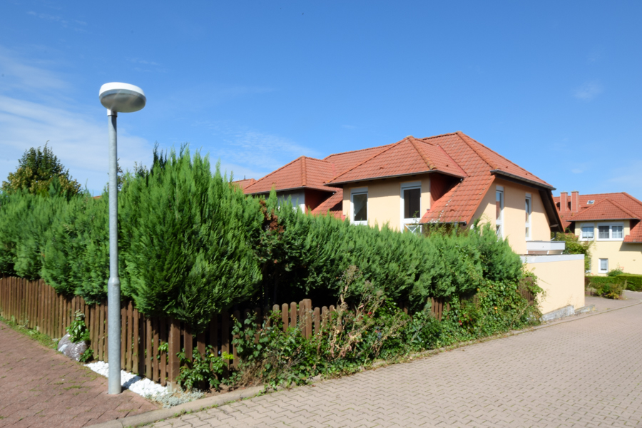 Doppelhaush�lfte mit gem�tlichem Garten Doppelhaush�lfte Erfurt/ Salomonsborn