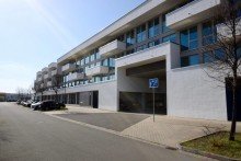 Wohnen auf der Sonnenseite Exklusiver Wohnkomfort- m�blierte Terrassenwohnung in Klinik- & Unin�he