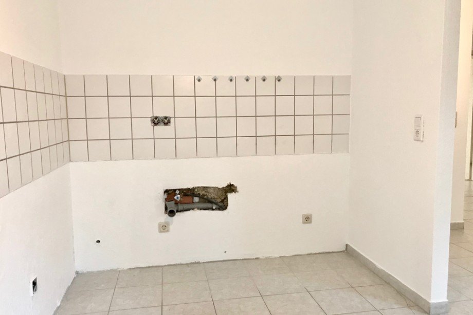Schmale K�chenzeile noch ohne EBK Erdgeschosswohnung Erfurt