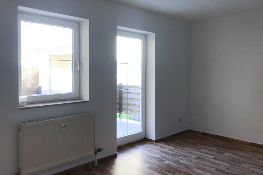 Wohnzimmer im Sonnenschein Erdgeschosswohnung Herbsleben