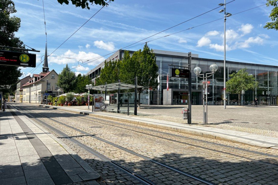 Haltestelle Mainzerhofplatz- Theater Etagenwohnung Erfurt / Altstadt