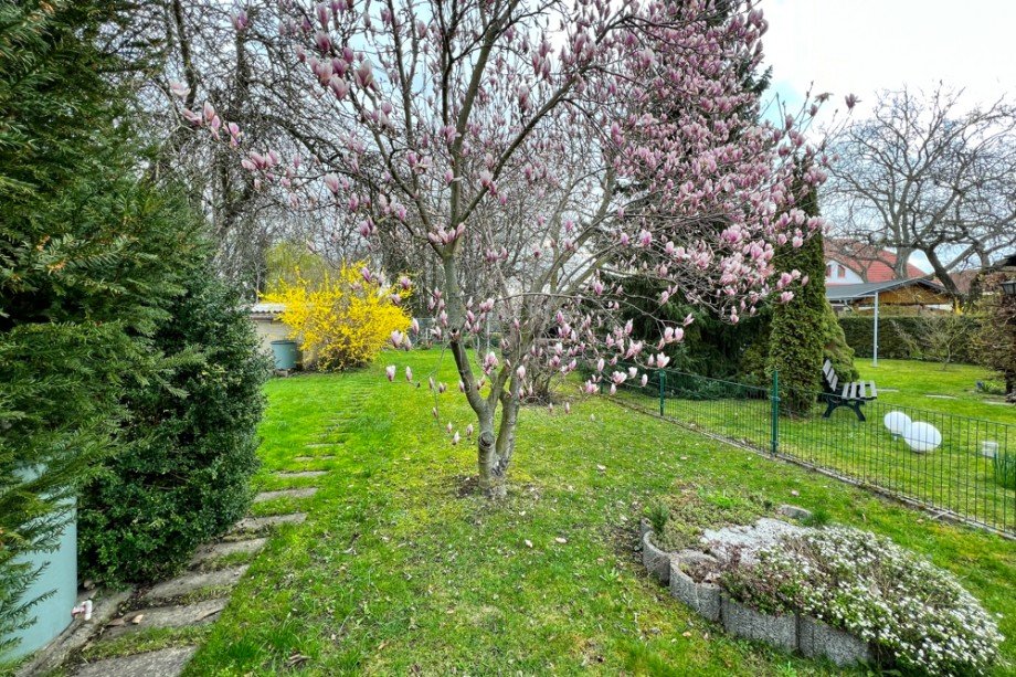 Gartenzauber Doppelhaush�lfte Am Ettersberg