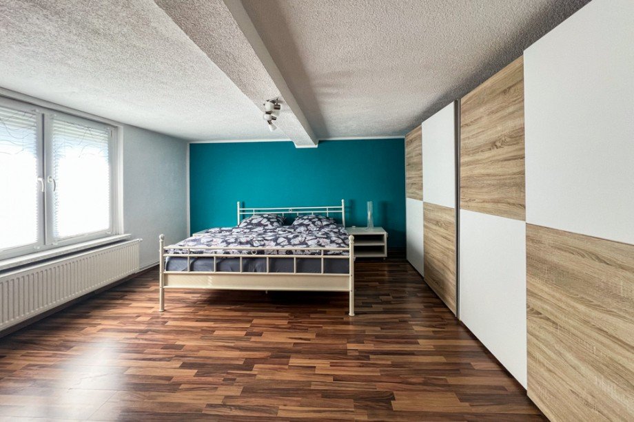 Gro�es Schlafzimmer Einfamilienhaus Erfurt / Bindersleben