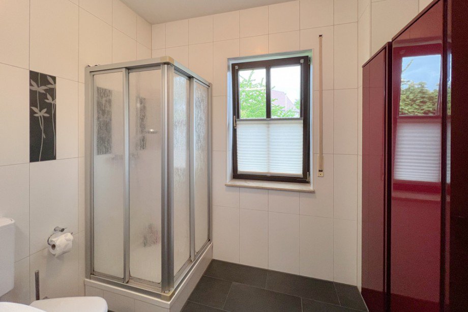 Tegeslichtbad mit Dusche Einfamilienhaus Arnstadt