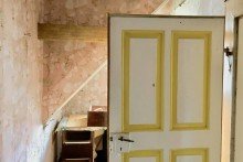 Zahlreiche Originaltusind vorhanden Denkmalgesch�tzter Vierseitenhof im Herzen Gr�fentonnas