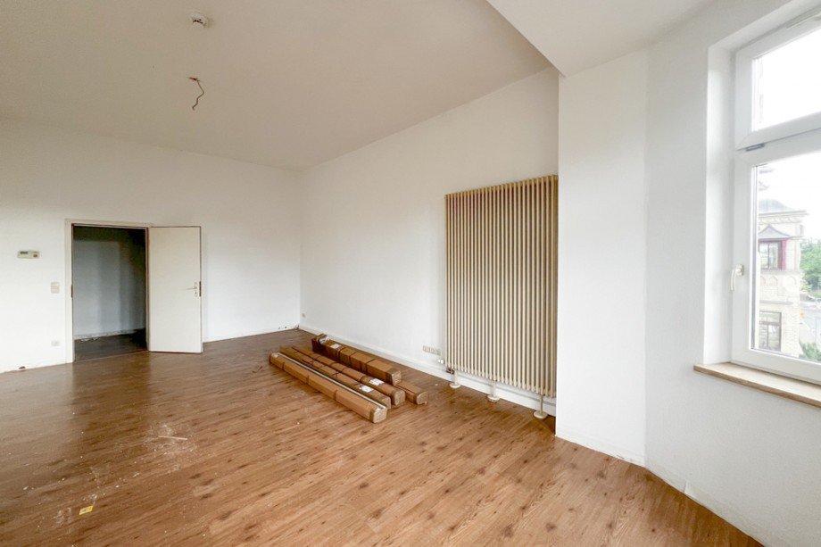 Wohnzimmer mit Erker Etagenwohnung Erfurt / L�bervorstadt