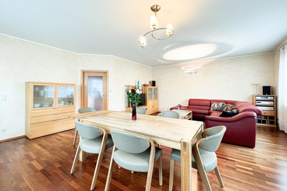 Wohnzimmer - mit direktem K�chenzugang Einfamilienhaus Arnstadt