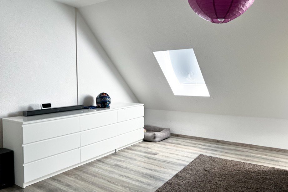 Gro�e Wohnfl�che im Dachgeschoss Reihenmittelhaus Erfurt/ Frienstedt