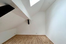 Schlafzimmer f�r Individualisten Familienfreundliche Maisonettewohnung mit Balkon & EBK in der Kr�mpfervorstadt