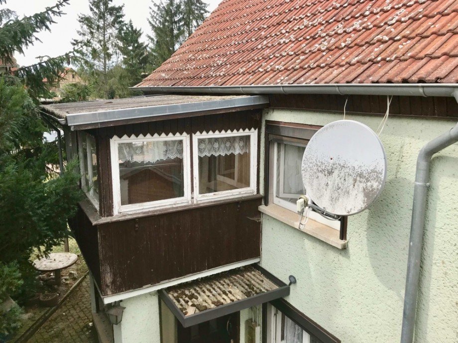 Kleine Loggia �ber dem Hauseingang Einfamilienhaus Kutzleben / L�tzens�mmern