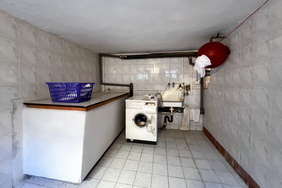 Waschhaus Doppelhaush�lfte Am Ettersberg