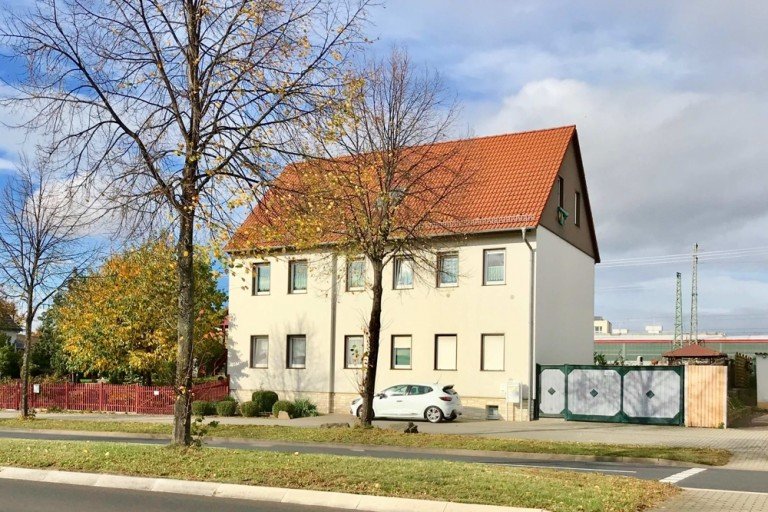Mietwohnung Weimarische Stra�e Erfurt Etagenwohnung Helle Einraumwohnung f�r Zugbegeisterte