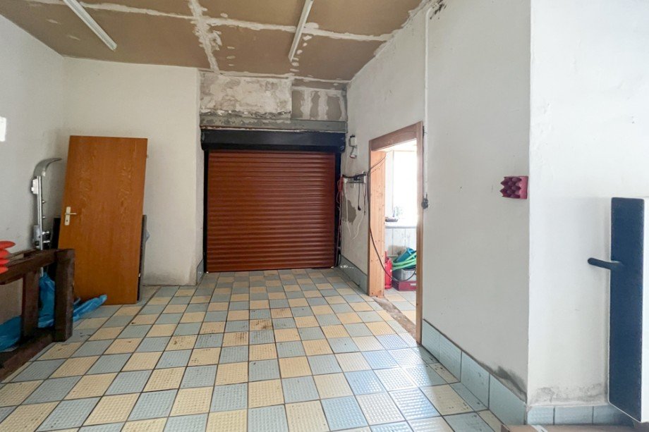 Zufahrt XXL- Garage Reihenendhaus Am Ettersberg/ Berlstedt