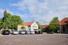 Sanierungsobjekt Graonna an der Kirche Denkmalgesch�tzter Vierseitenhof im Herzen Gr�fentonnas