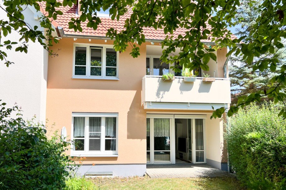 Erdgeschosswohnung mit Terrasse + Garten Erdgeschosswohnung Weimar / Legefeld