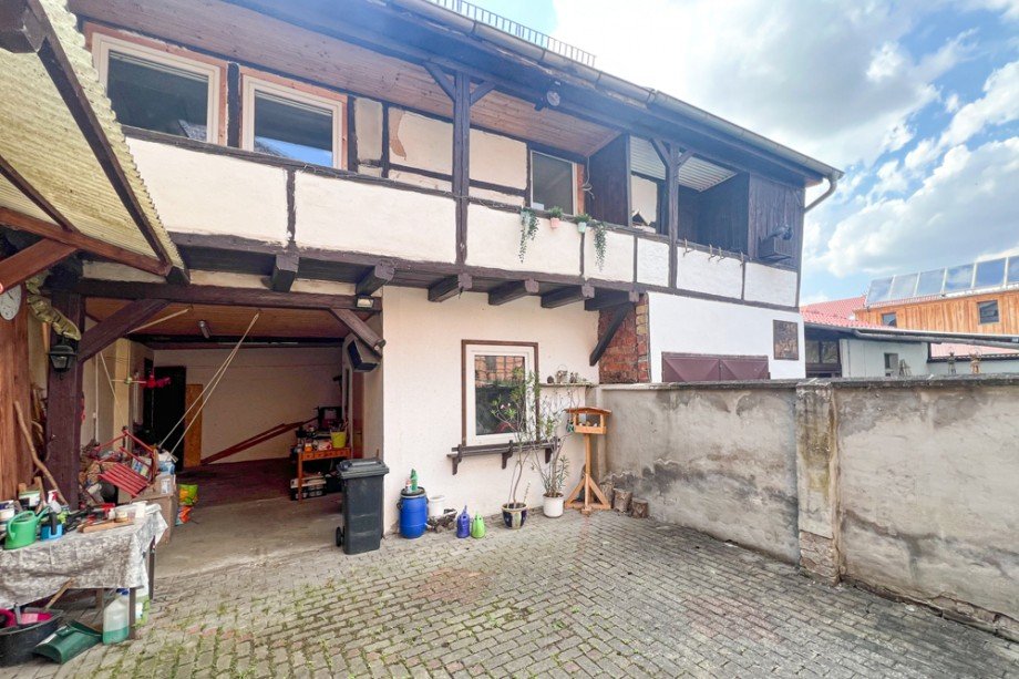 Innenhof mit �berdachten Bereich Einfamilienhaus Unstrut- Hainich / Sch�nstedt
