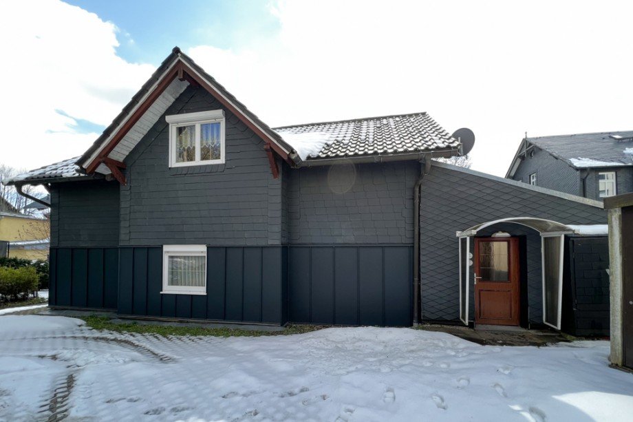 2. Eingang Einfamilienhaus Oberhof