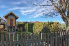 Hinterer Garten mit Spielhaus Freistehendes EFH mit doppeltem Burgenblick in M�hlberg