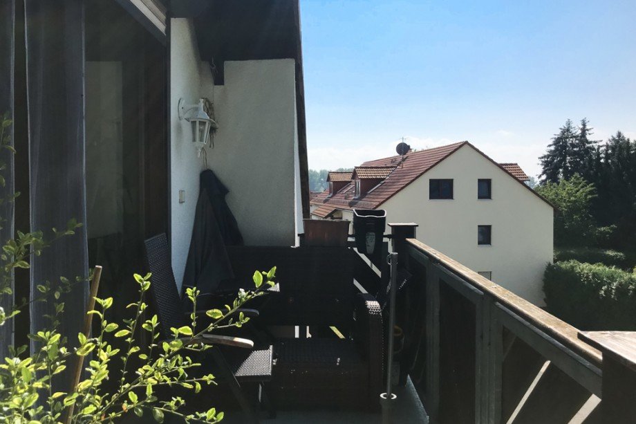 Balkon am Wohnzimmer Dachgeschosswohnung Erfurt/ Gottstedt