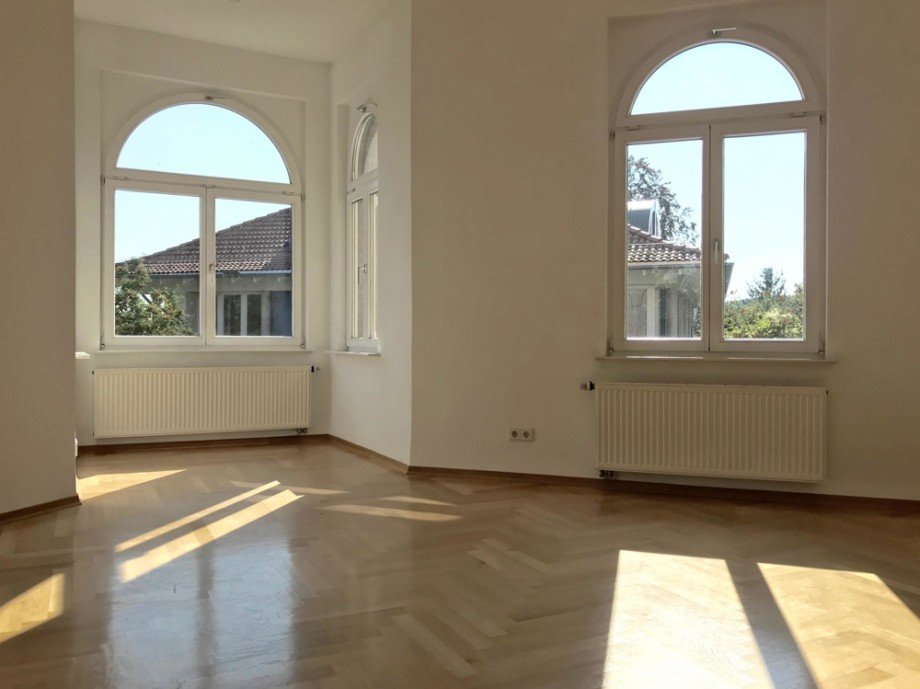 Wohnzimmer mit Ausblick Etagenwohnung Erfurt