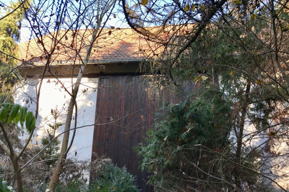 Gartenansicht zweite Scheune Einfamilienhaus Tonna / Gr�fentonna