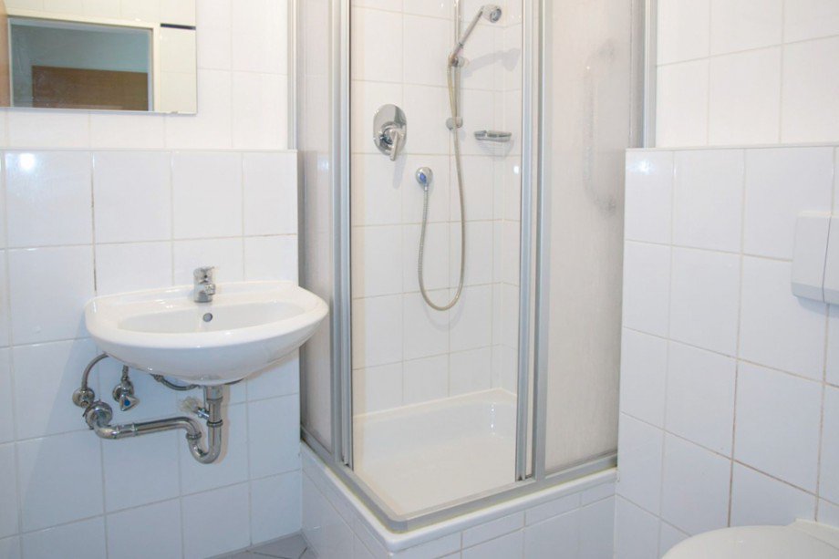 Kleines Duschbad innenliegend Erdgeschosswohnung Erfurt
