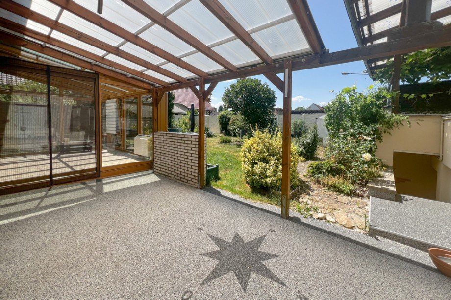 Terrasse neben dem Wintergarten Einfamilienhaus Herbsleben