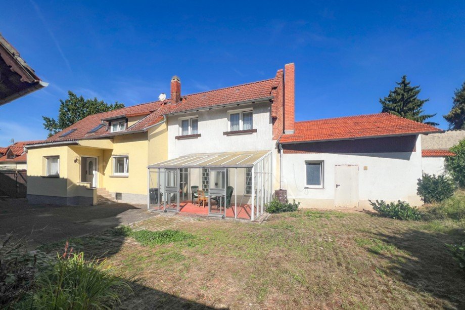 Wohnhaus mit Anbau und Wintergarten Einfamilienhaus Am Ettersberg / Berlstedt