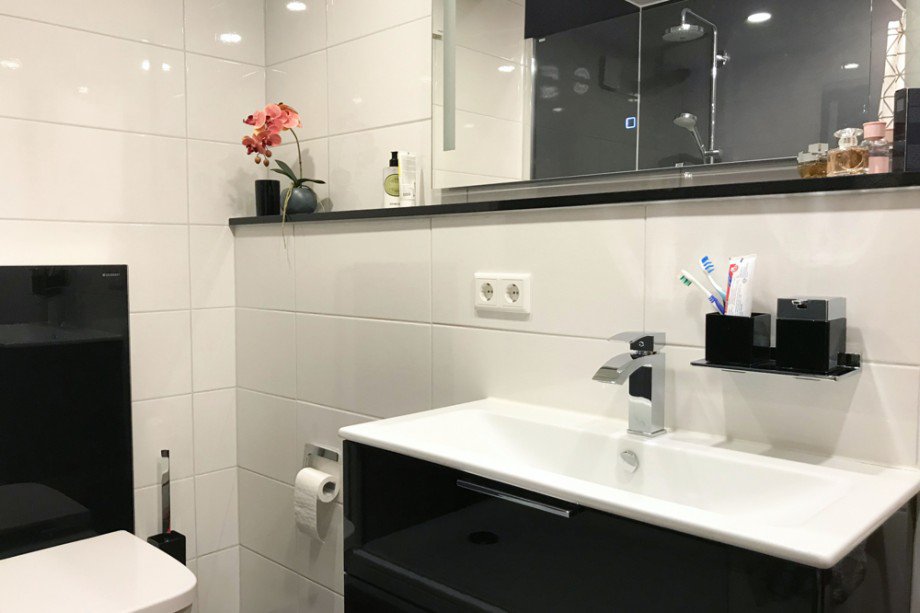 Modernisiertes Badezimmer l�sst keine W�nsche offen Erdgeschosswohnung Herbsleben