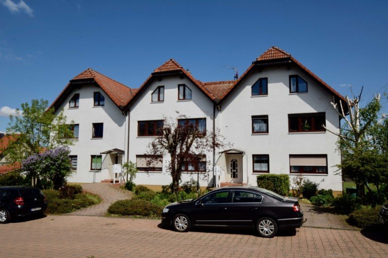Wohnungen Nessetal: Haina Haina Erdgeschosswohnung Helle Erdgeschosswohnung mit Terrasse in Nessetal/ Haina