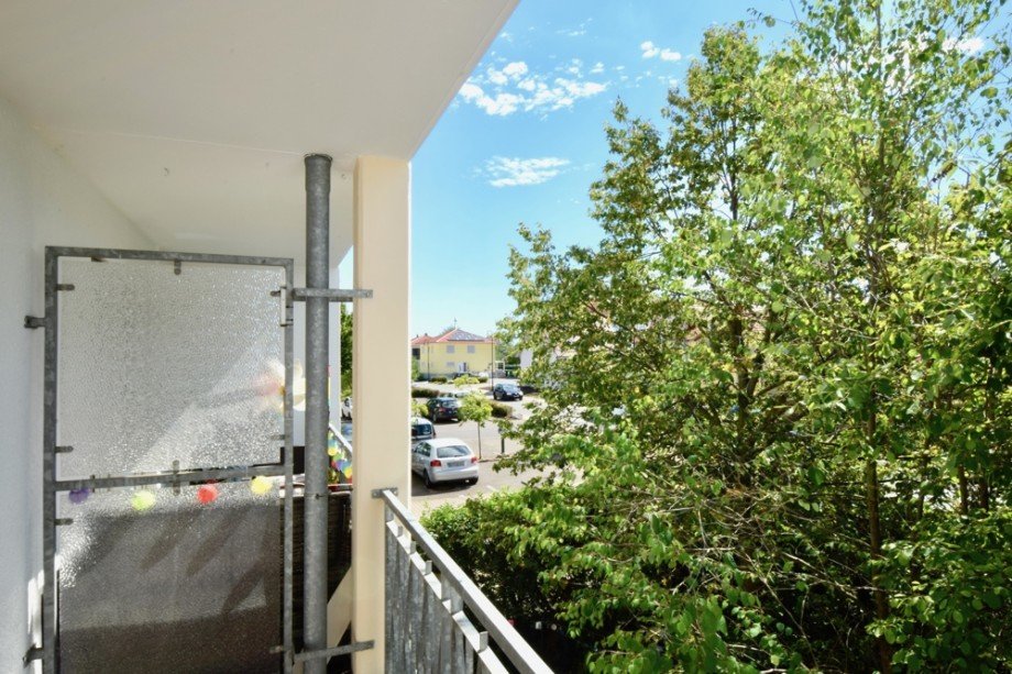 Blick ins Gr�ne Etagenwohnung Erfurt